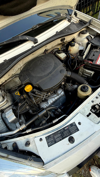 RENAULT SANDERO EXPRESSION 2013 MECÁNICO