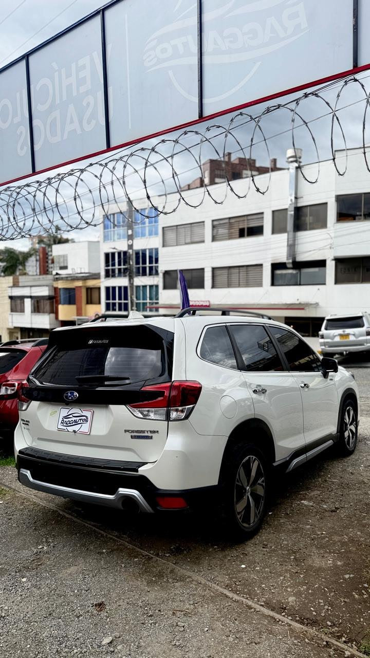 SUBARU FORESTER 2.0 HÍBRIDA 2021 AUTOMÁTICA