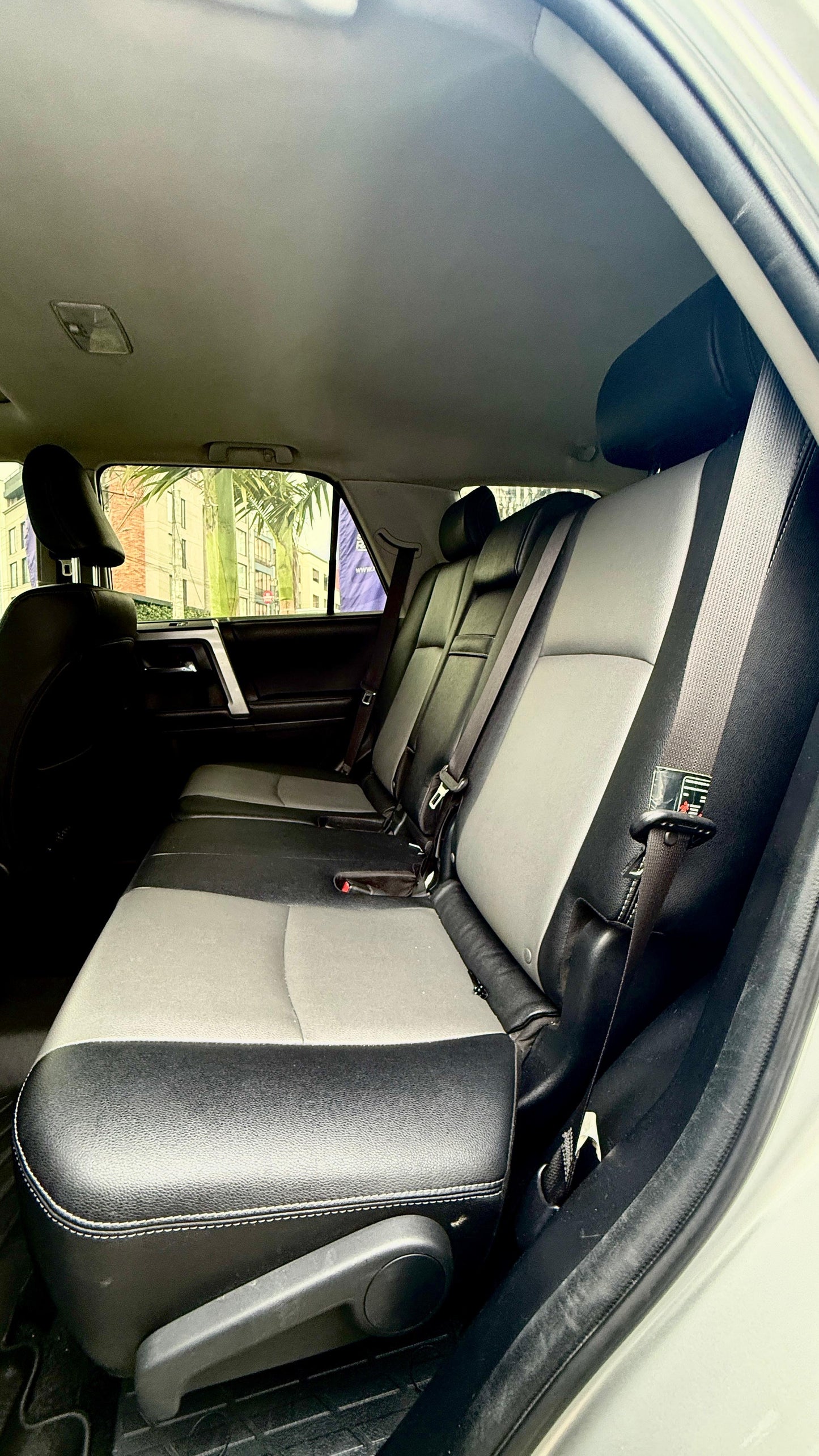 TOYOTA 4RUNNER SR5 4.0 2022 AUTOMÁTICA