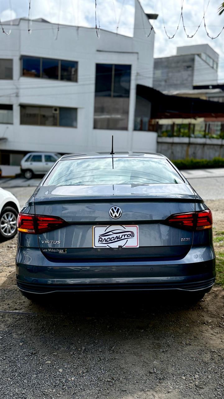 VOLKSWAGEN VIRTUS 1.6 COMFORTLINE 2022 MECÁNICO