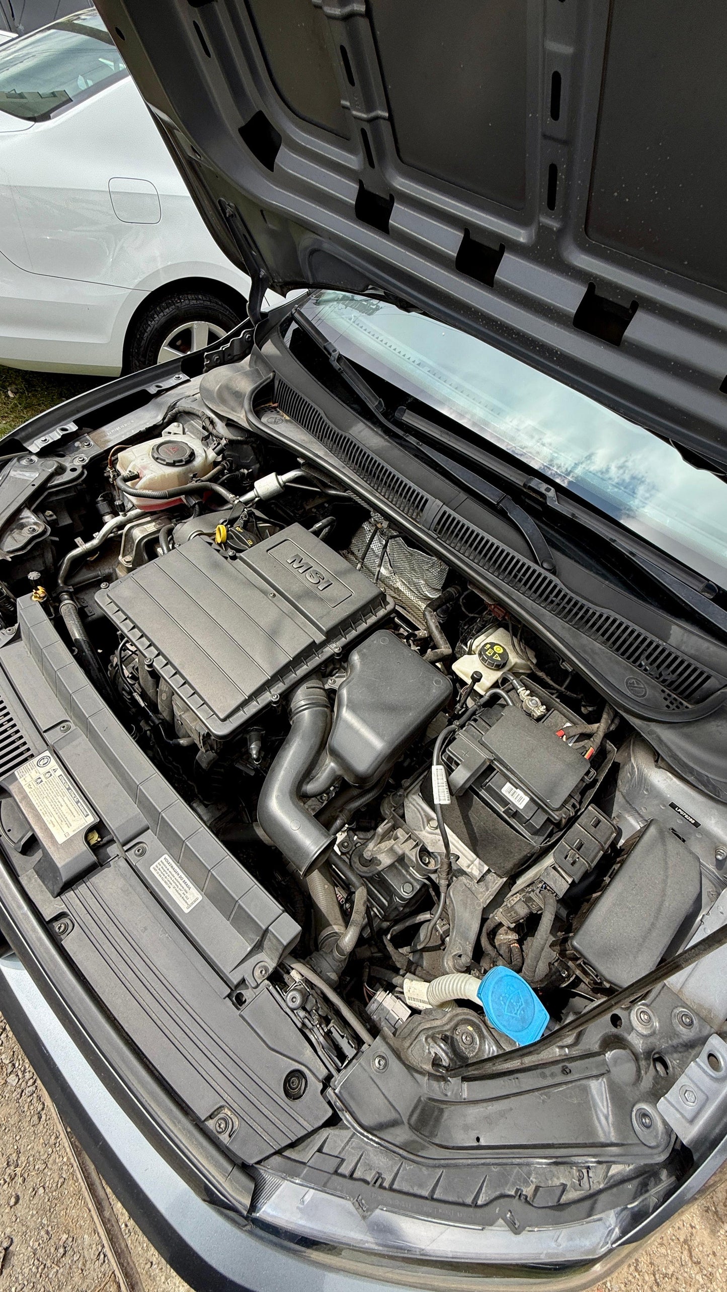 VOLKSWAGEN POLO COMFORTLINE 1.6 MSI 2020 AUTOMÁTICO