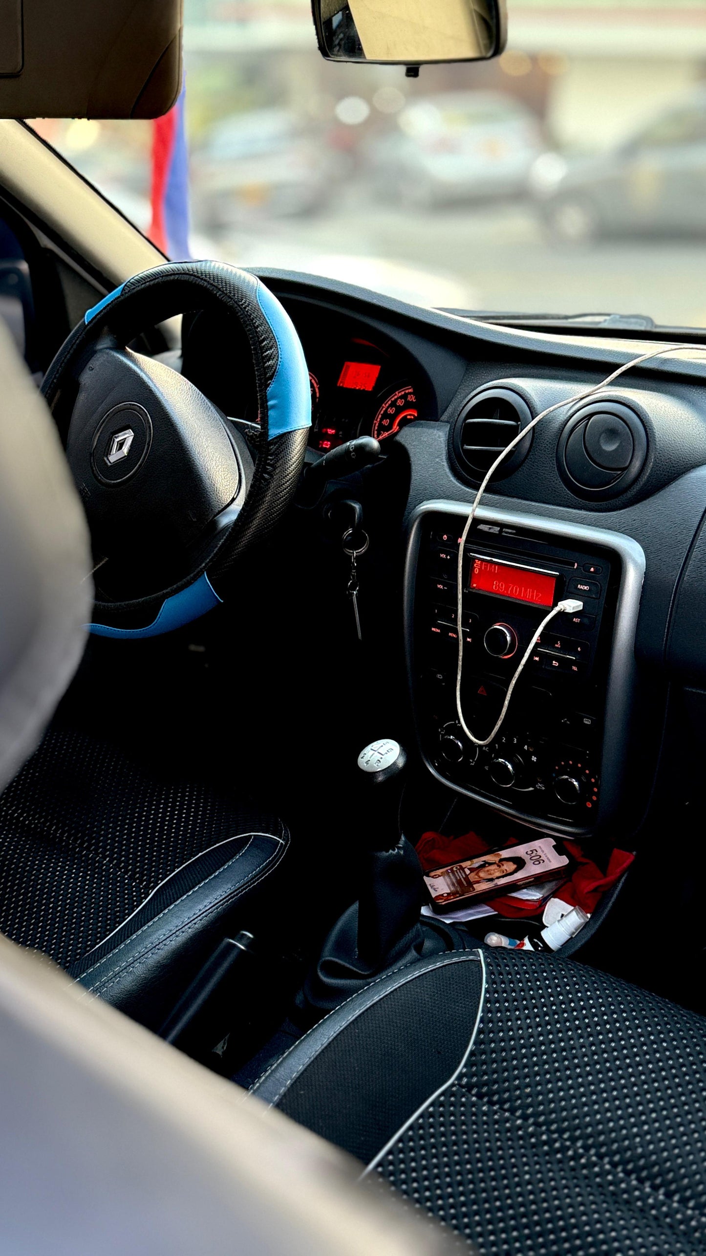 RENAULT SANDERO EXPRESSION 2013 MECÁNICO