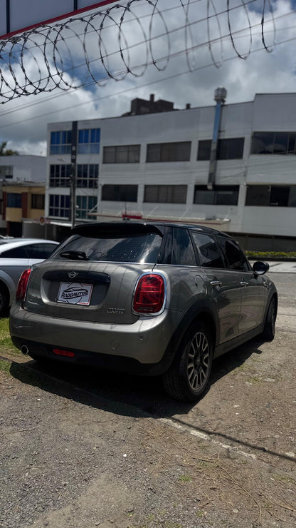 MINI COOPER SALT S55 1.5 BITURBO 2020 AUTOMÁTICO0