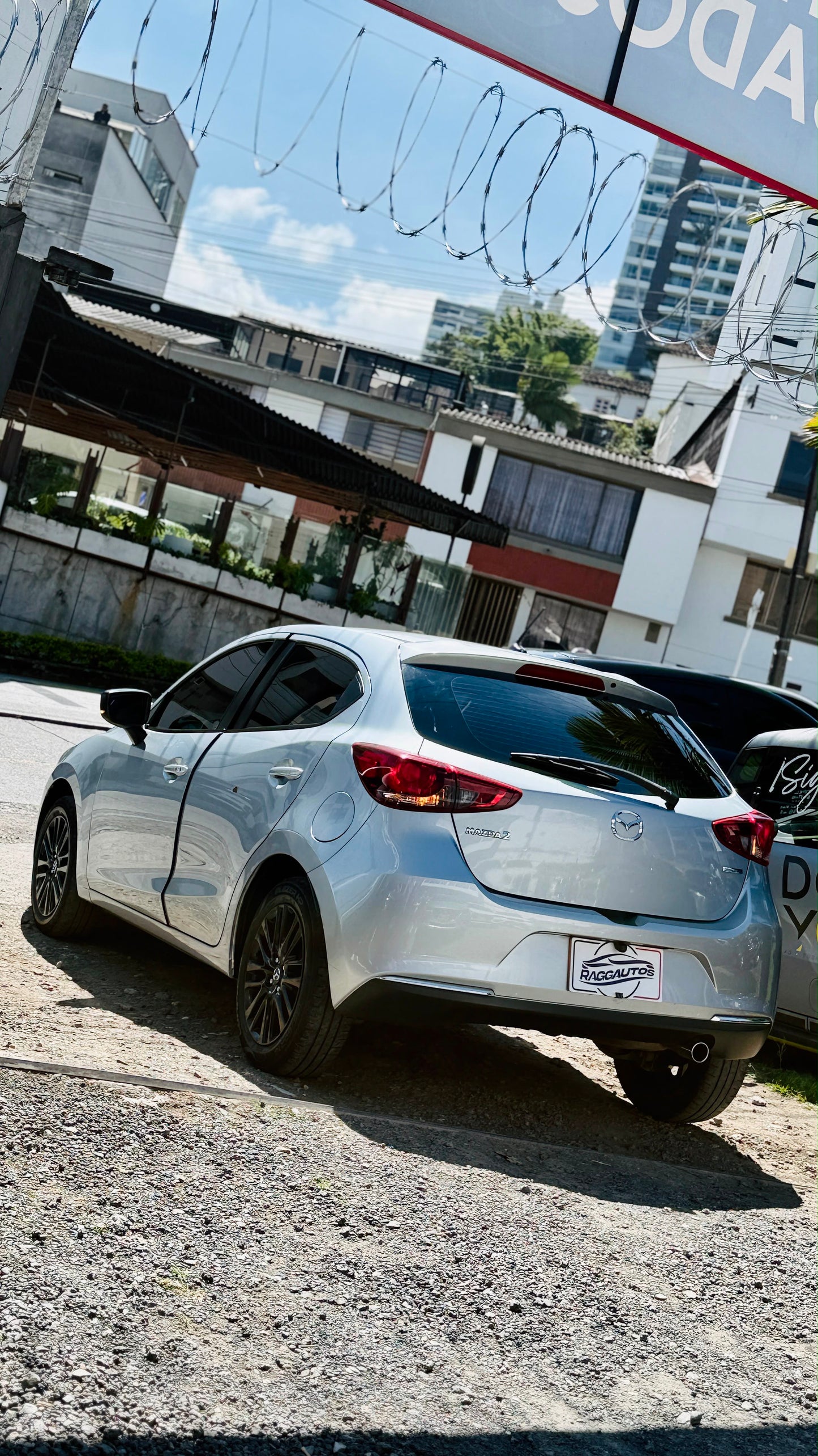 MAZDA 2 1.5 TOURING 2024 AUTOMÁTICO