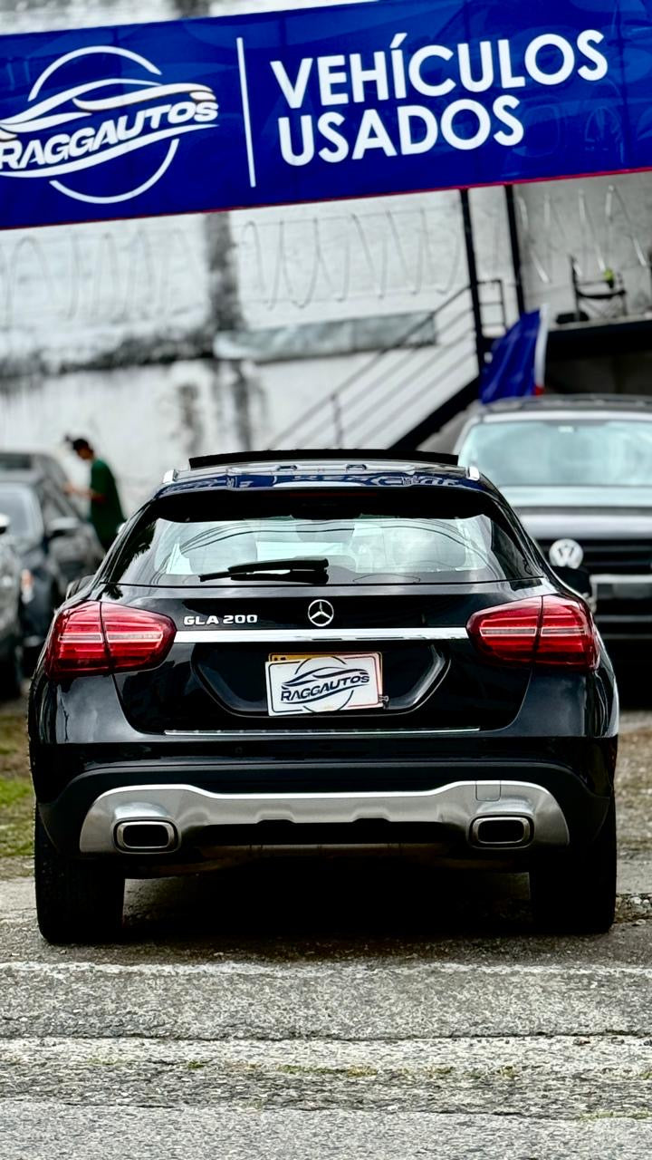MERCEDES BENZ GLA200 1.6 TURBO 2020 AUTOMÁTICA