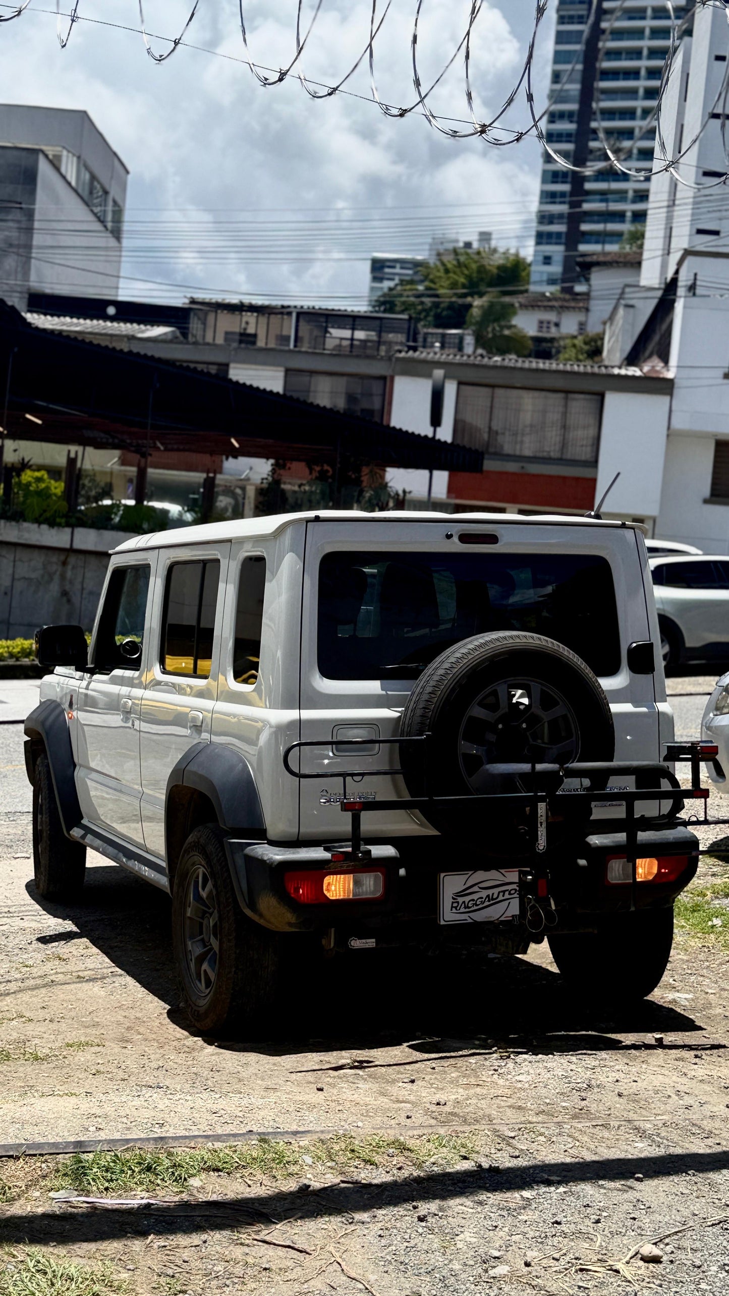 SUZUKI JIMNY ALL GRIP 4X4 FULL EQUIPO 2025 AUTOMÁTICA