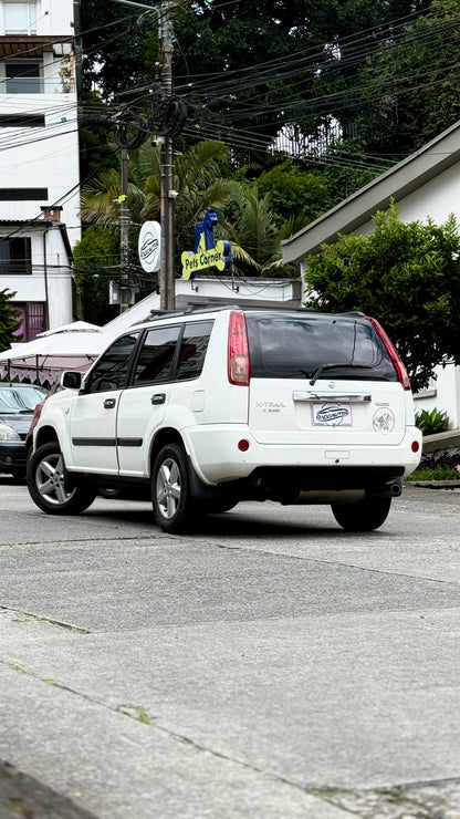 NISSAN XTRAIL CLASSIC 2.5 GASOLINA 2013 AUTOMÁTICA