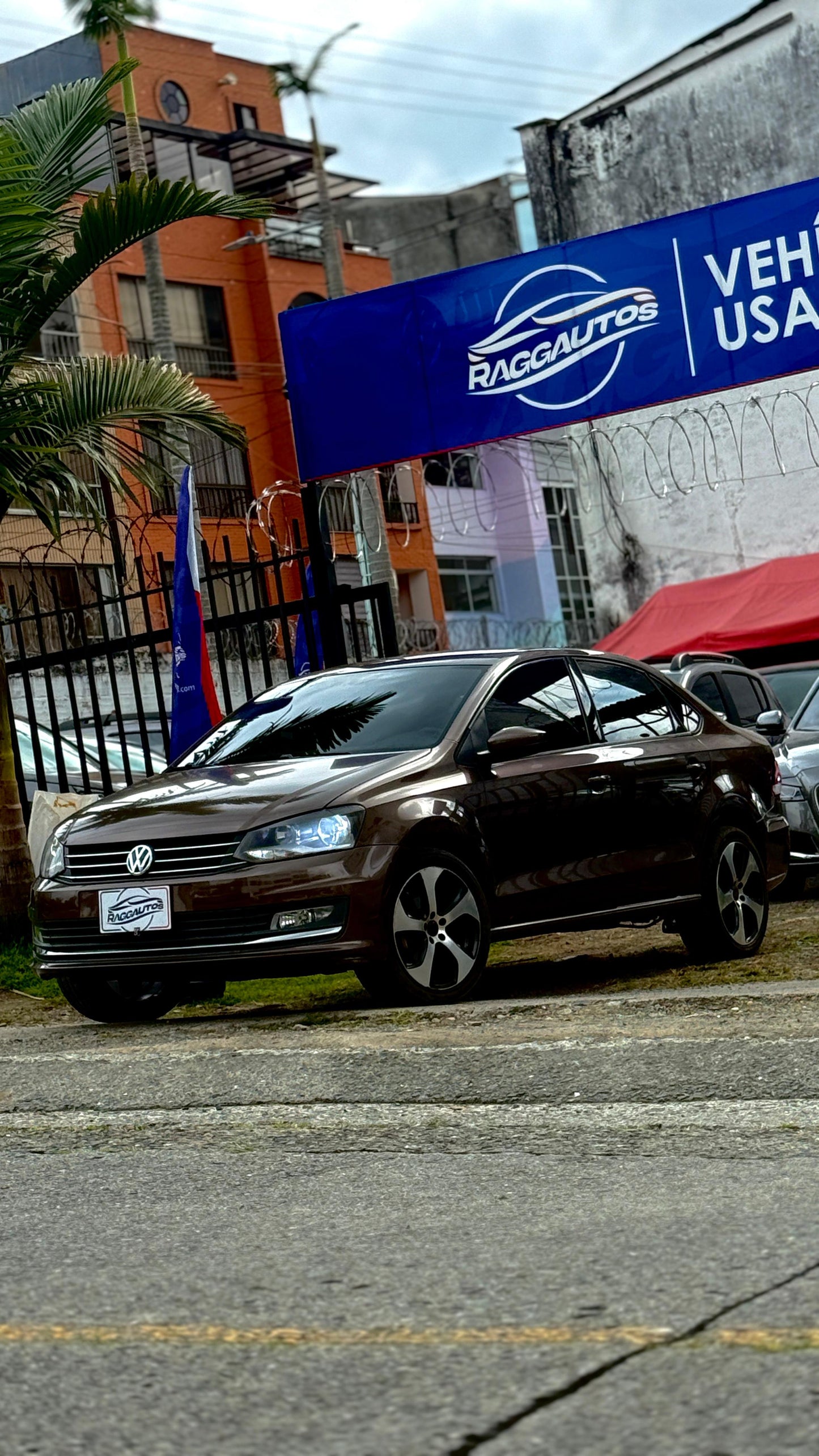 VOLKSWAGEN VENTO 1.6 2016 AUTOMÁTICO
