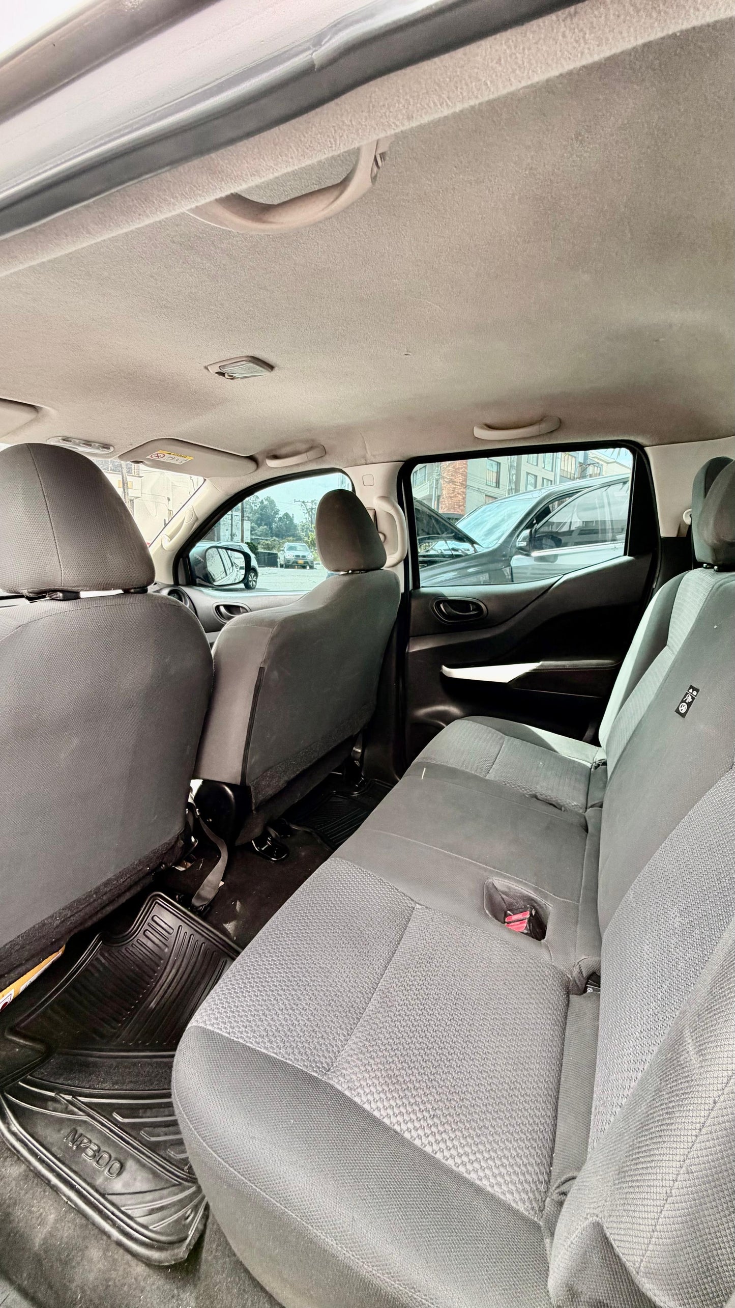 NISSAN FRONTIER NP300 2.5 GASOLINA 4x2 2020 MECÁNICA