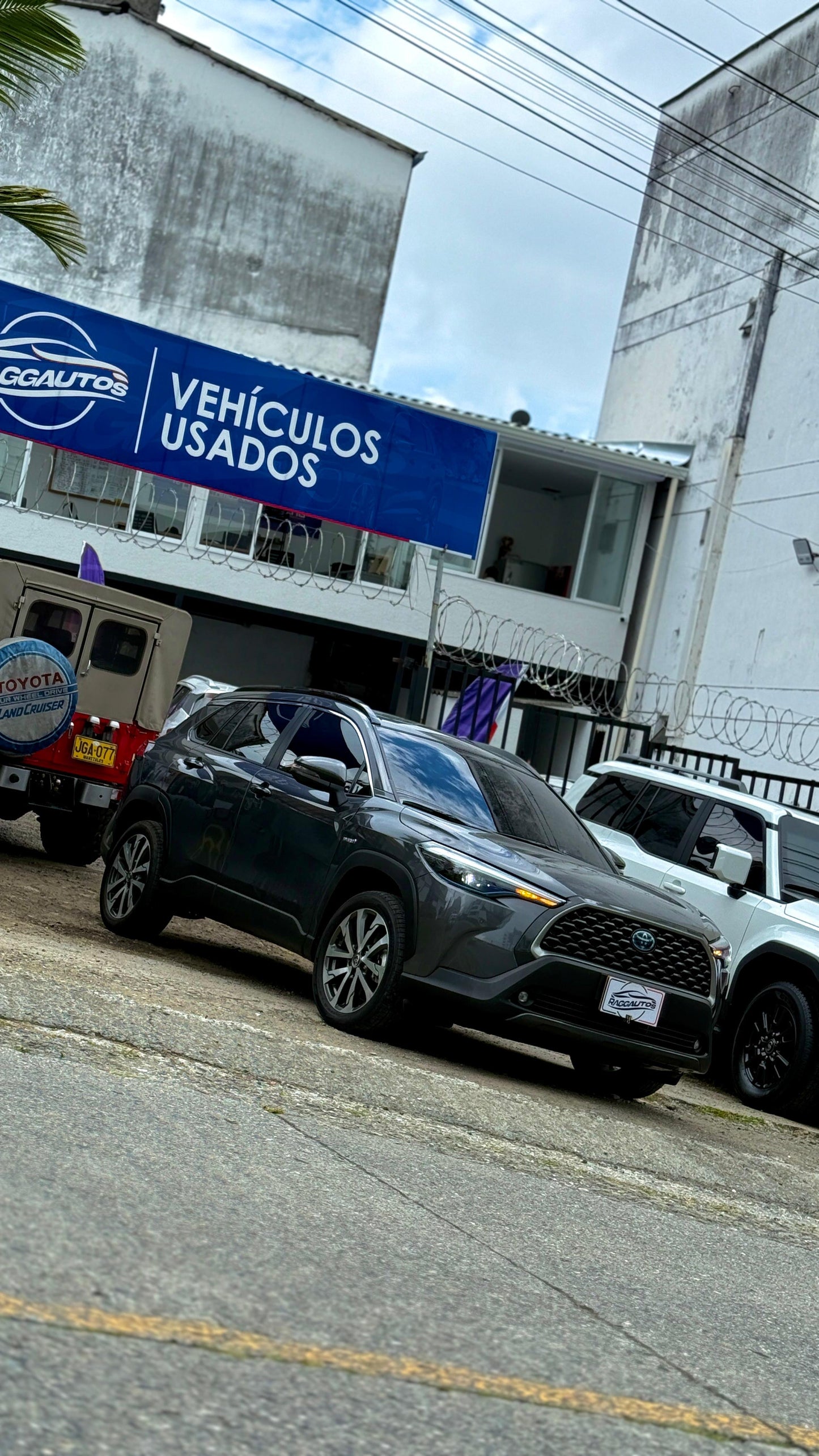 TOYOTA COROLLA CROSS HEV SEG 1.8 2024 AUTOMÁTICA