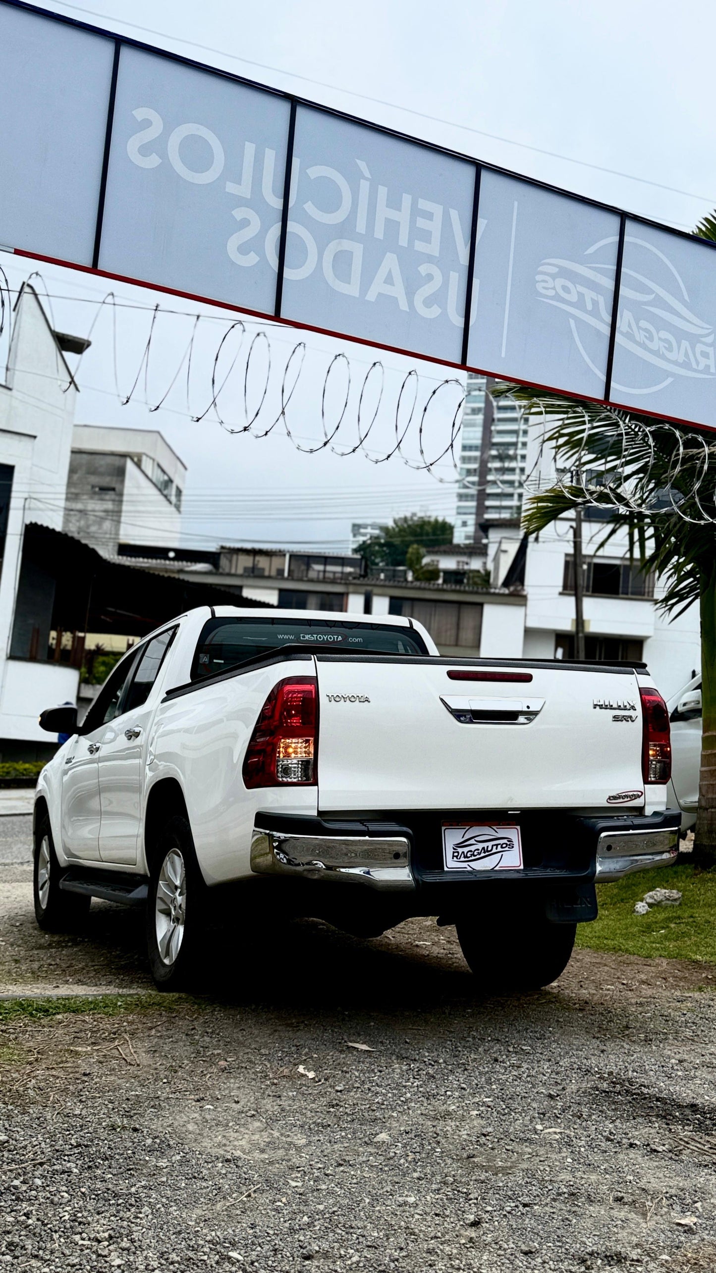 TOYOTA HILUX SRV 2.8 DIESEL 4x4 2020 AUTOMÁTICA