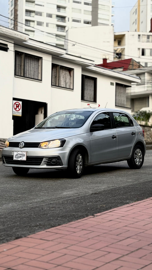 VOLKSWAGEN GOL TRENDLINE 1.6 2018 MECÁNICO