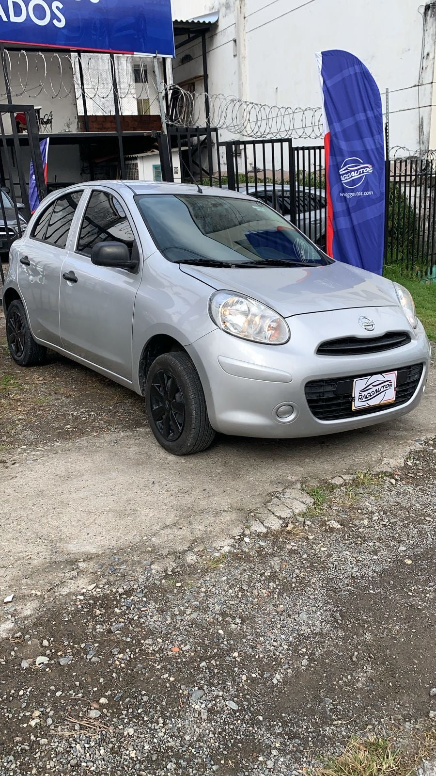 NISSAN MARCH ACTIVE 1.6 2020 MECÁNICO