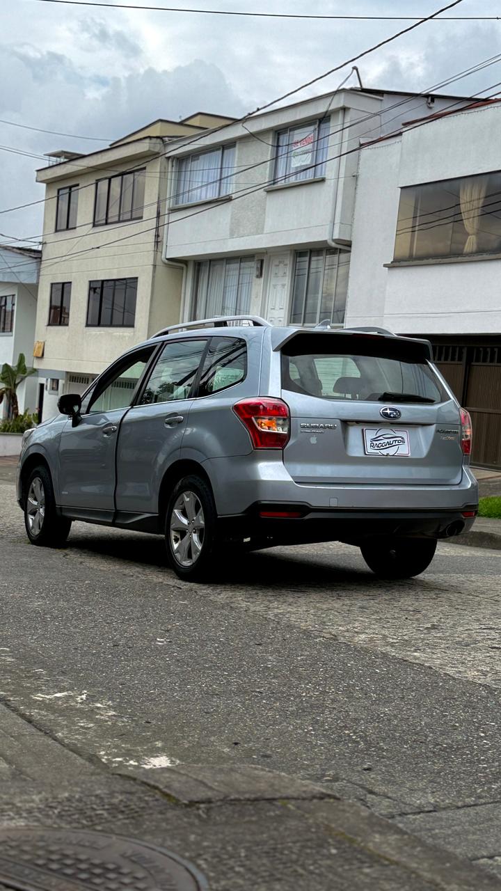 SUBARU FORESTER PREMIUM 2.0 4x4 2015 AUTOMÁTICA
