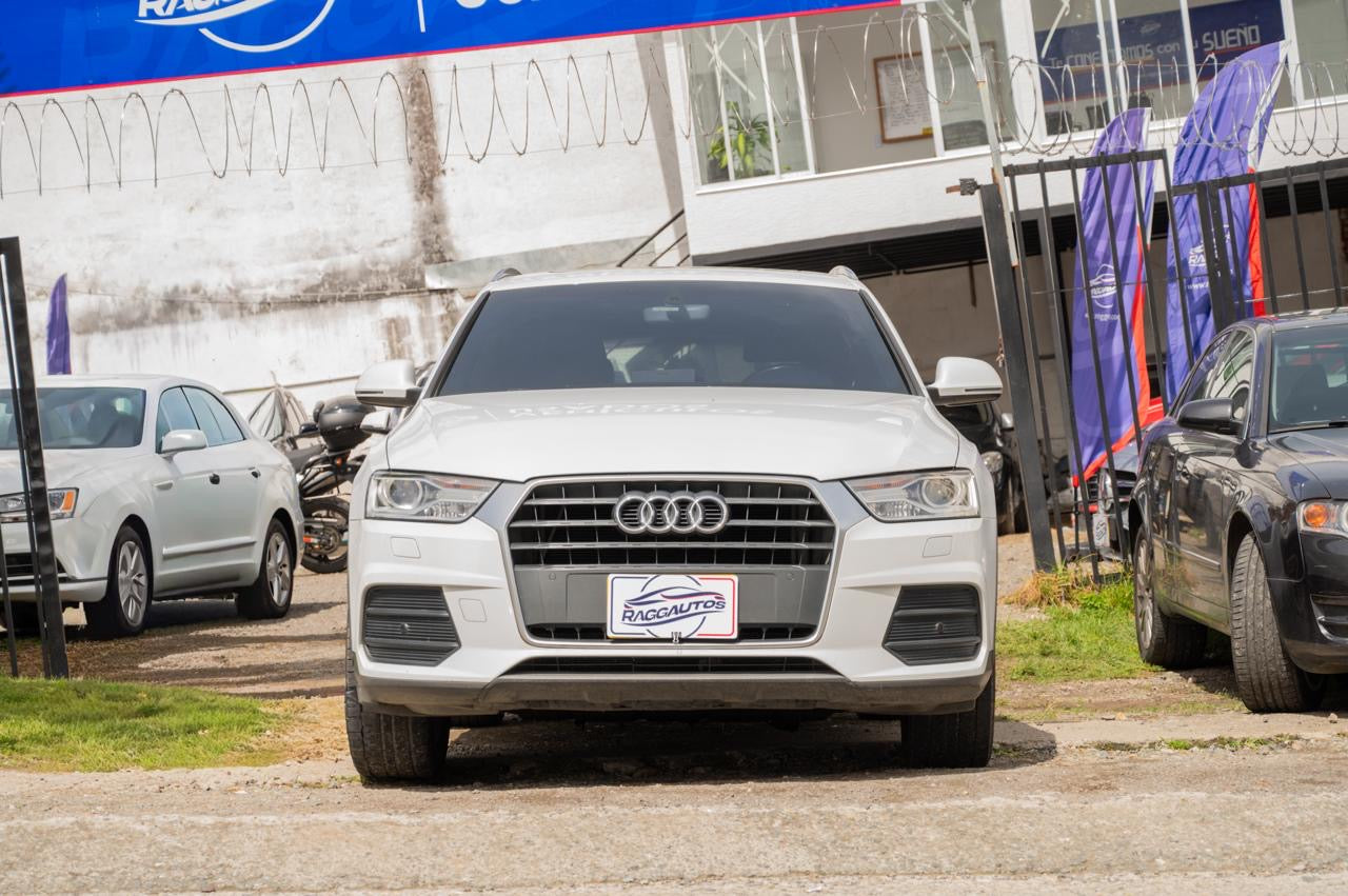 AUDI Q3 AMBITION 1.4 TURBO 2017 AUTOMÁTICA
