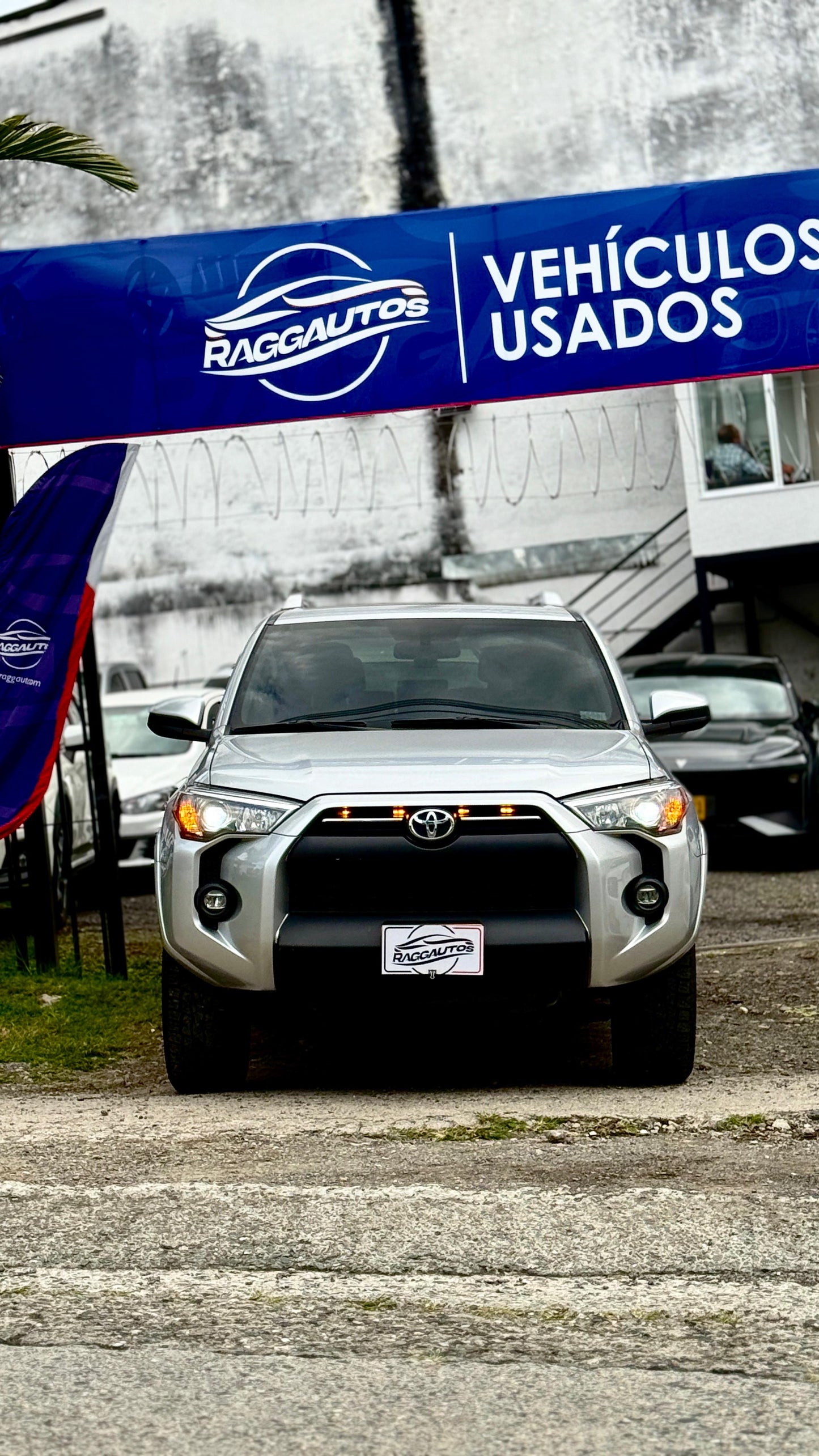 TOYOTA 4RUNNER SR5 4.0 2022 AUTOMÁTICA