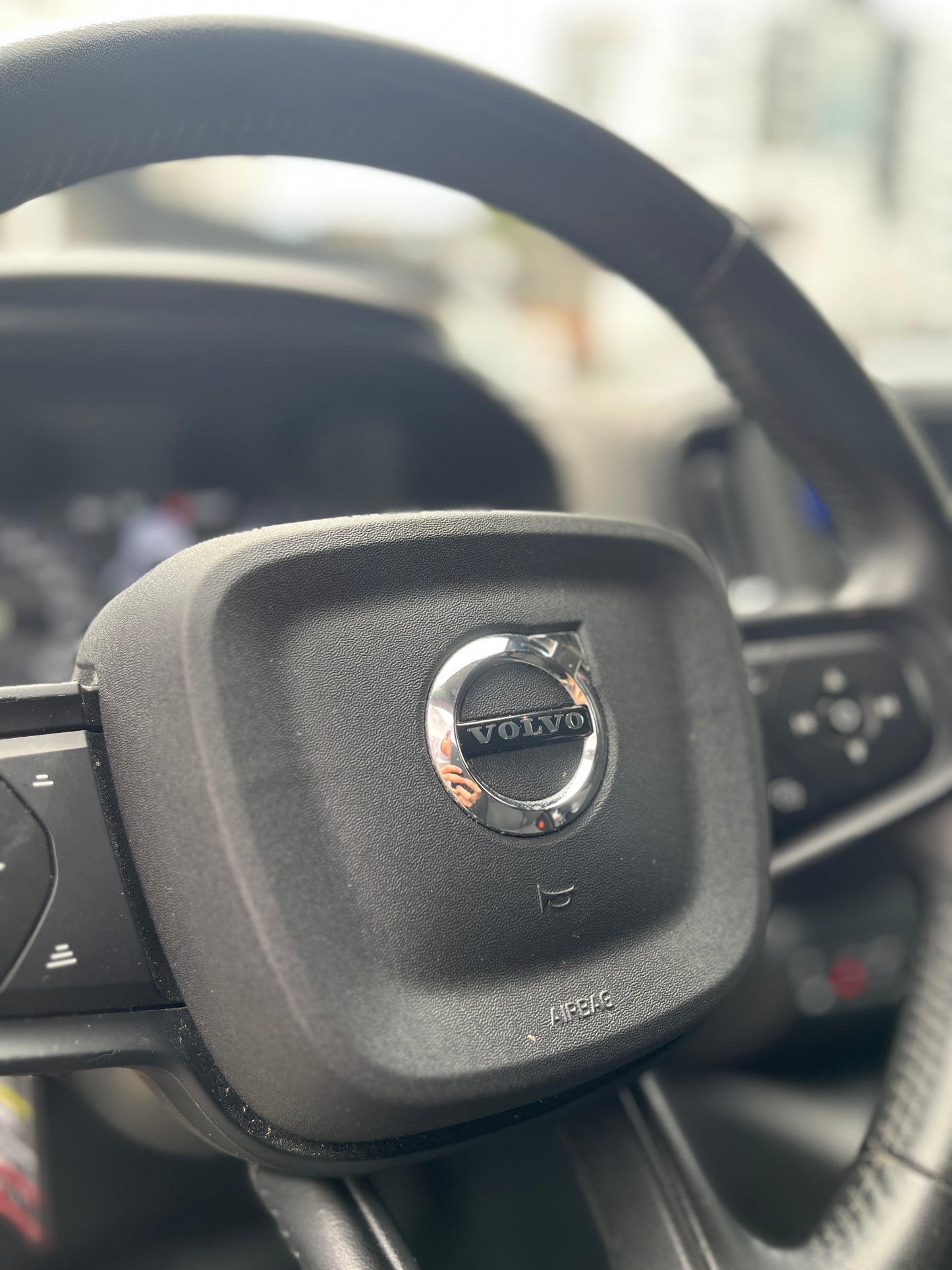 VOLVO XC40 T4 2.0 TURBO 4x2 2021 AUTOMÁTICA