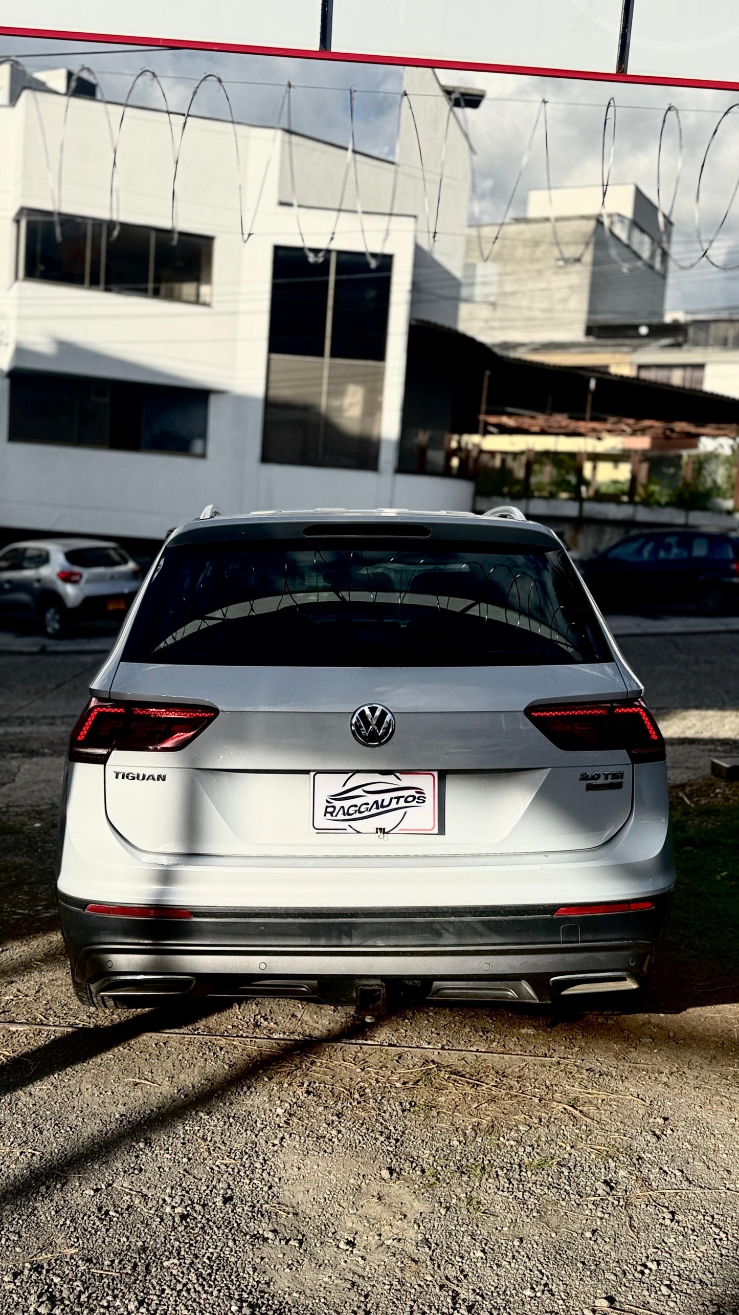 VOLKSWAGEN TIGUAN COMFORTLINE 2.0 TURBO 4x4 2018 AUTOMÁTICA