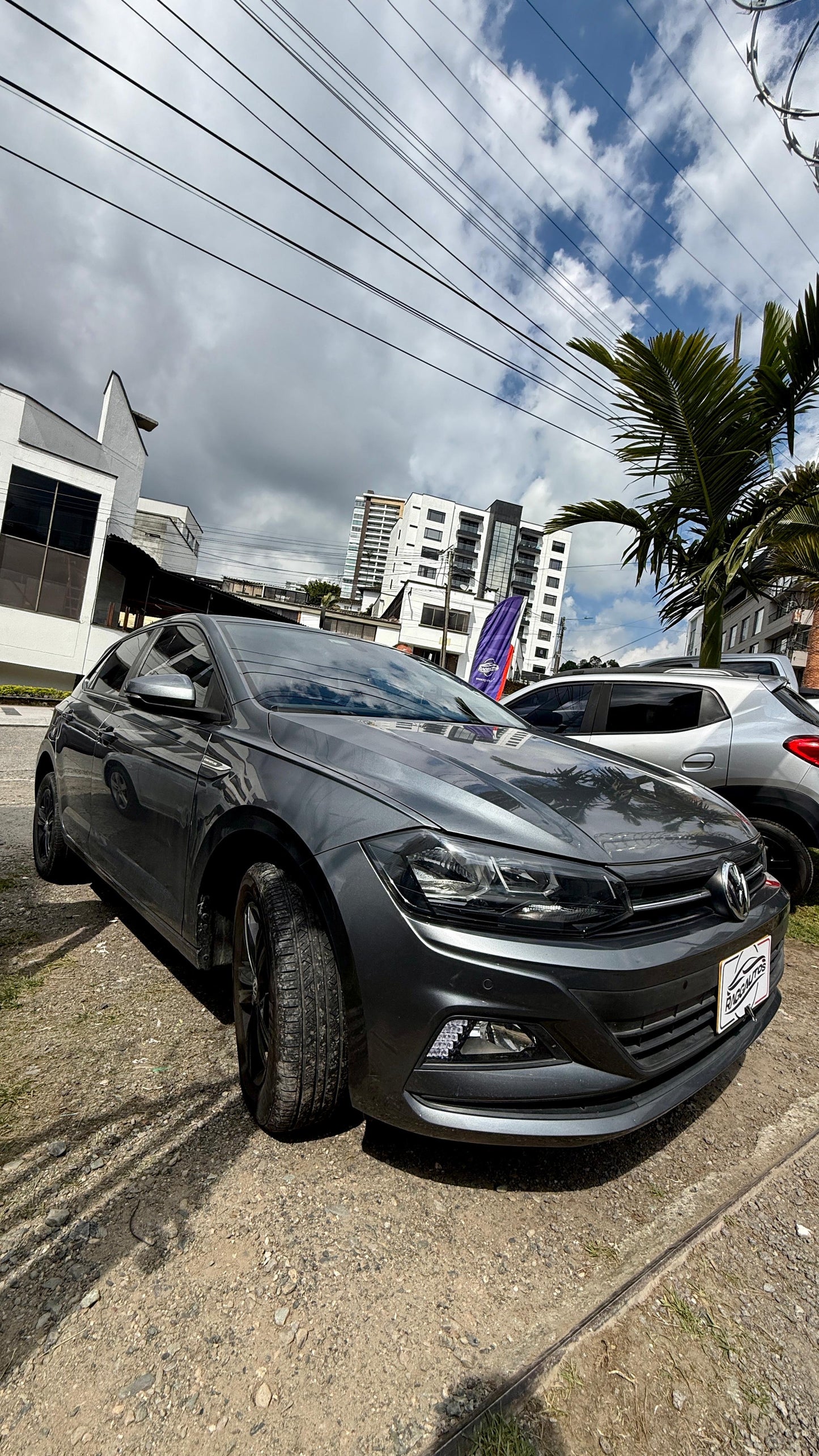 VOLKSWAGEN POLO COMFORTLINE 1.6 MSI 2020 AUTOMÁTICO