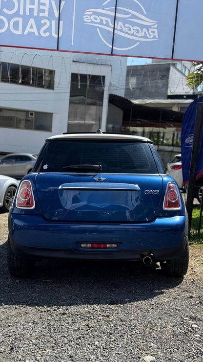 MINI COOPER R56 1.6 ASPIRADO 2013 AUTOMÁTICO