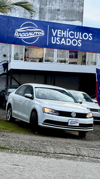 VOLKSWAGEN JETTA TRENDLINE 2.0 2018 AUTOMÁTICO