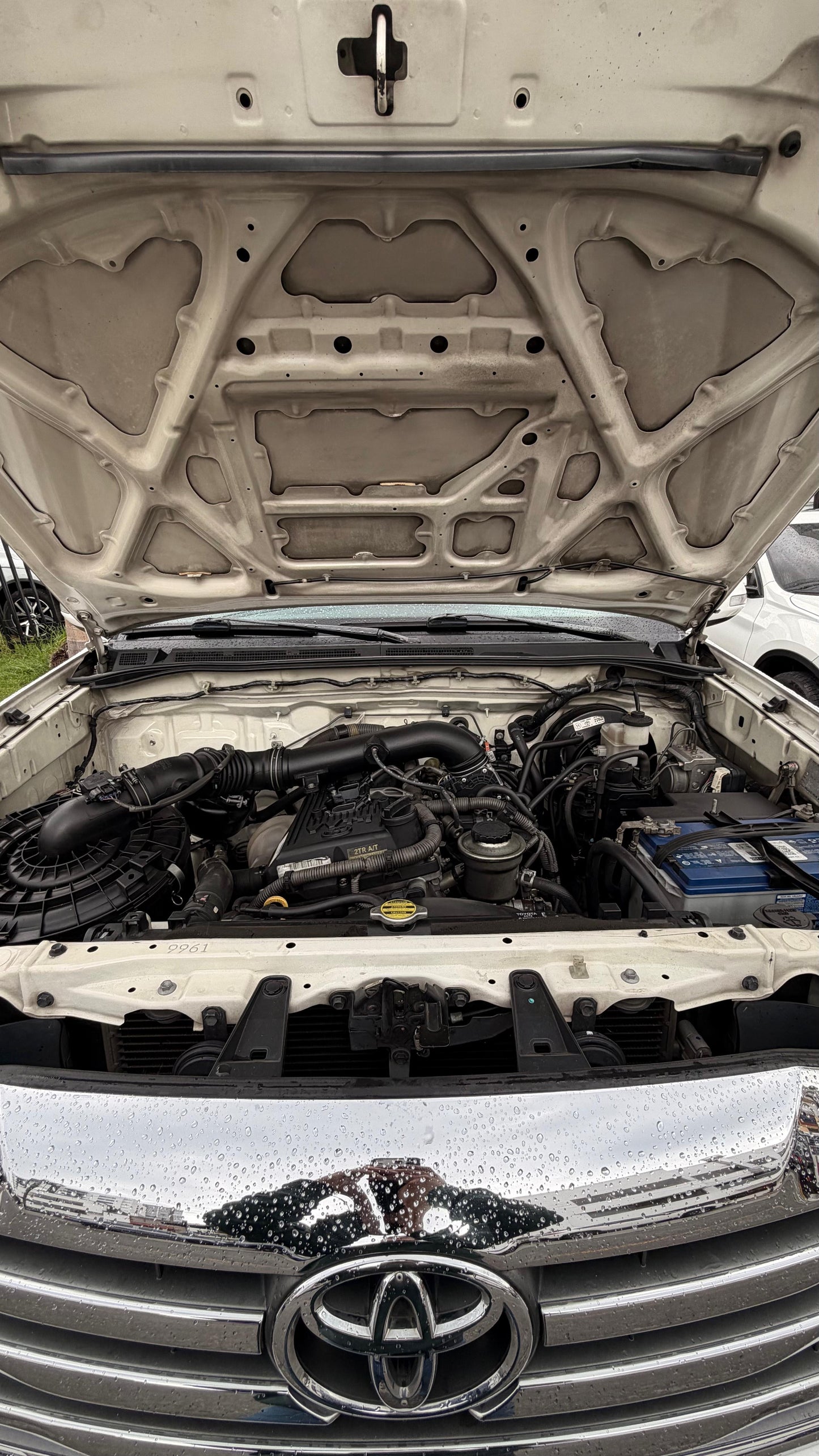 TOYOTA FORTUNER GASOLINA 4x2 2014 AUTOMÁTICA