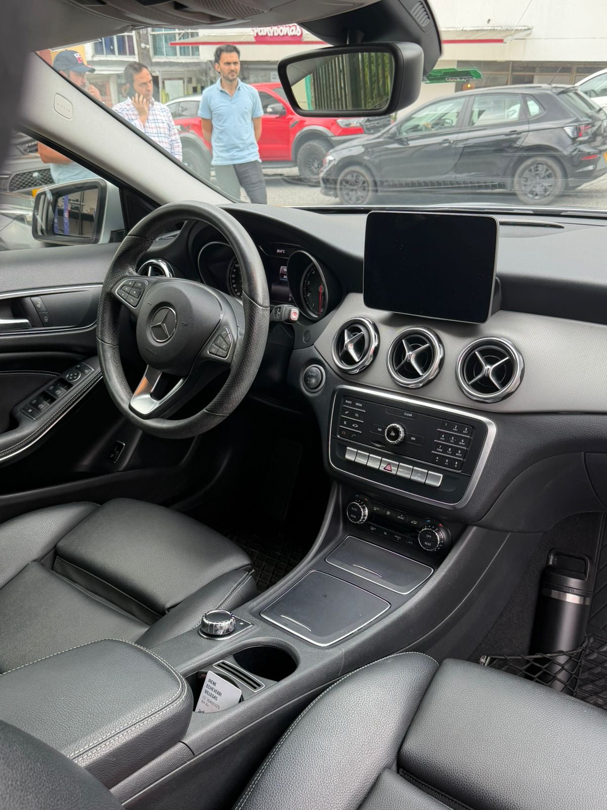 MERCEDES BENZ GLA200 1.6 TURBO 2020 AUTOMÁTICA