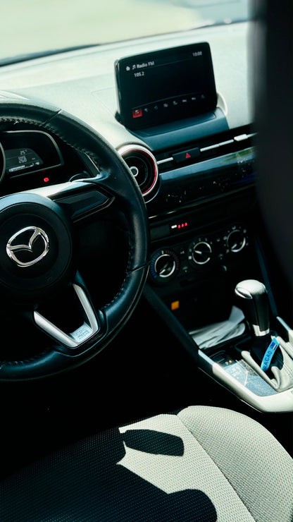 MAZDA 2 1.5 TOURING 2024 AUTOMÁTICO