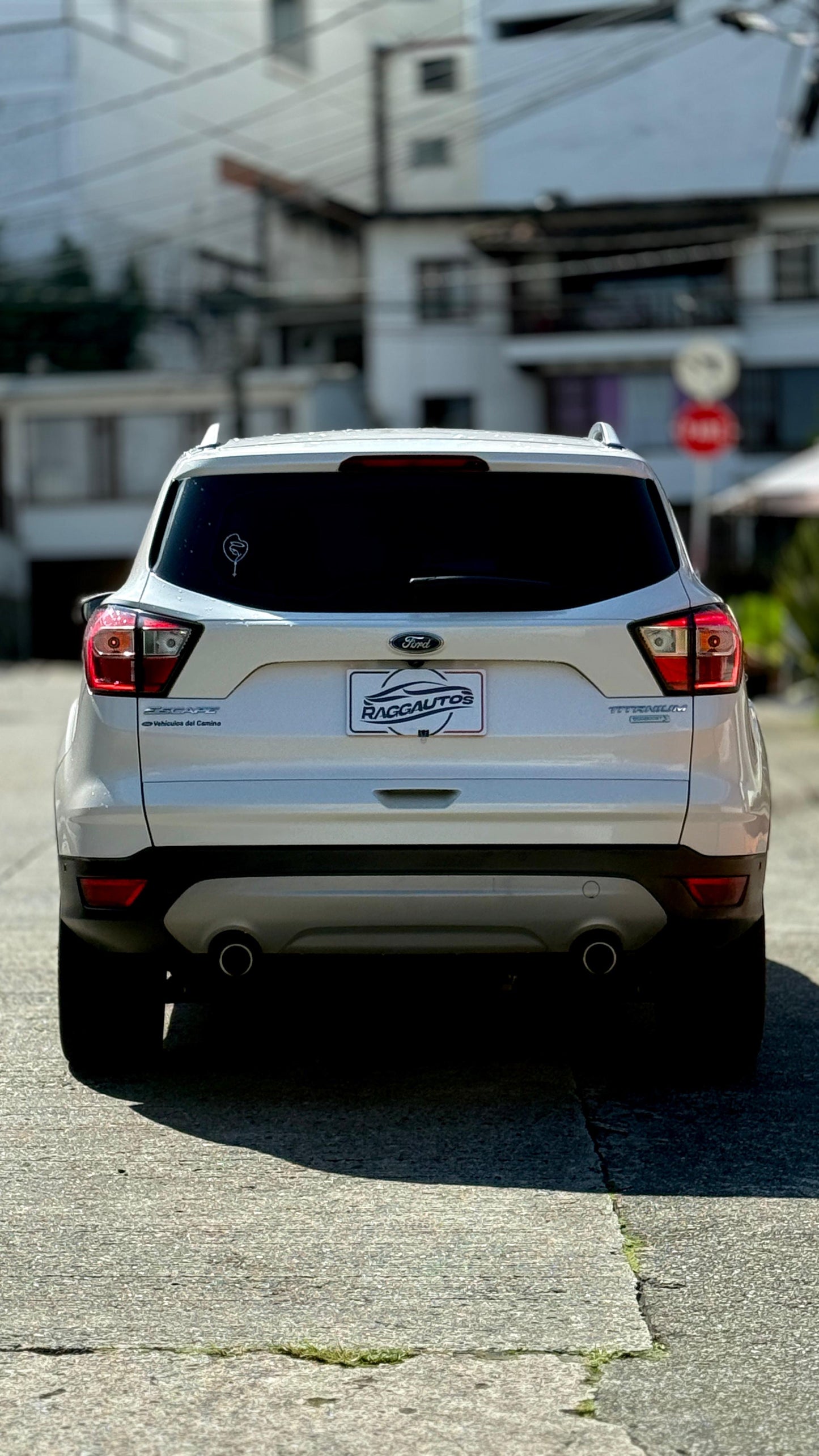 FORD ESCAPE TITANIUM 2.0 TURBO 4x4 ECO BOOST 2018 AUTOMÁTICA
