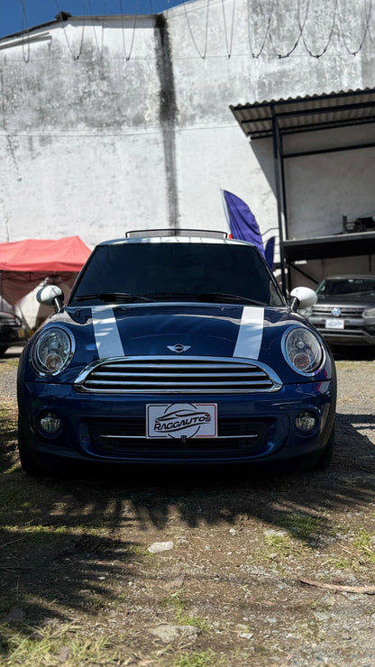 MINI COOPER R56 1.6 ASPIRADO 2013 AUTOMÁTICO
