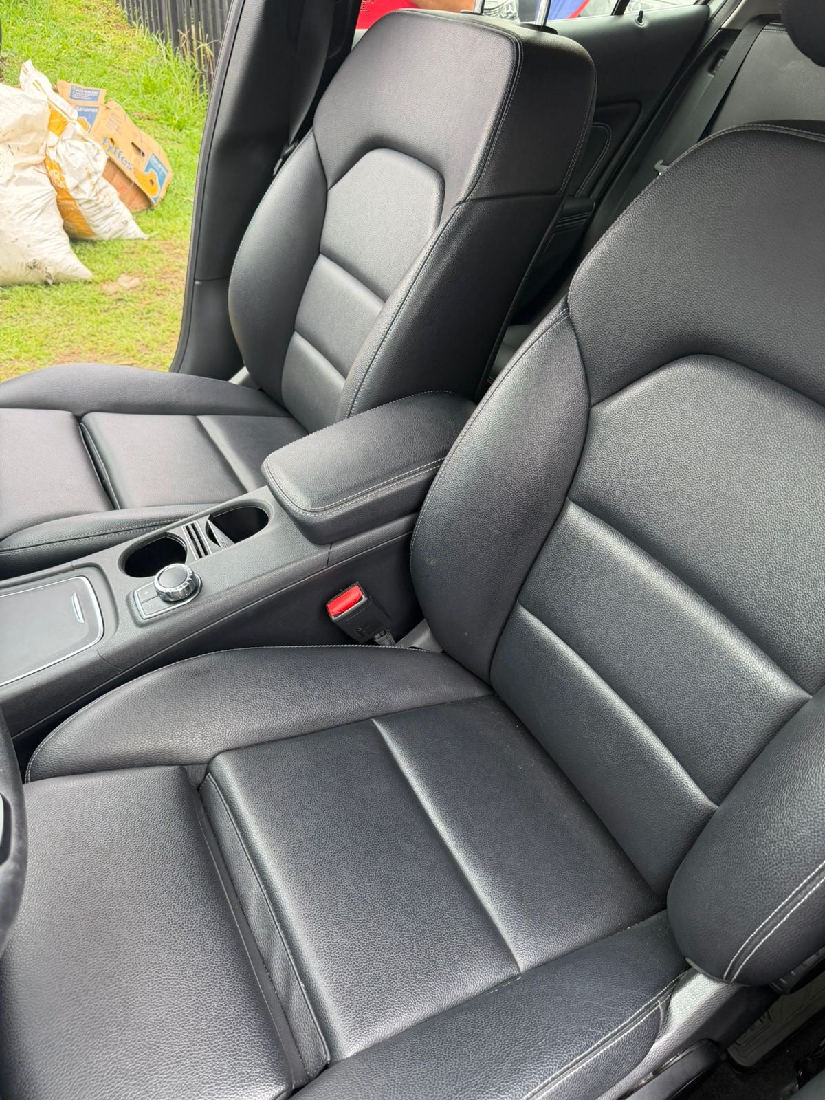 MERCEDES BENZ GLA200 1.6 TURBO 2020 AUTOMÁTICA