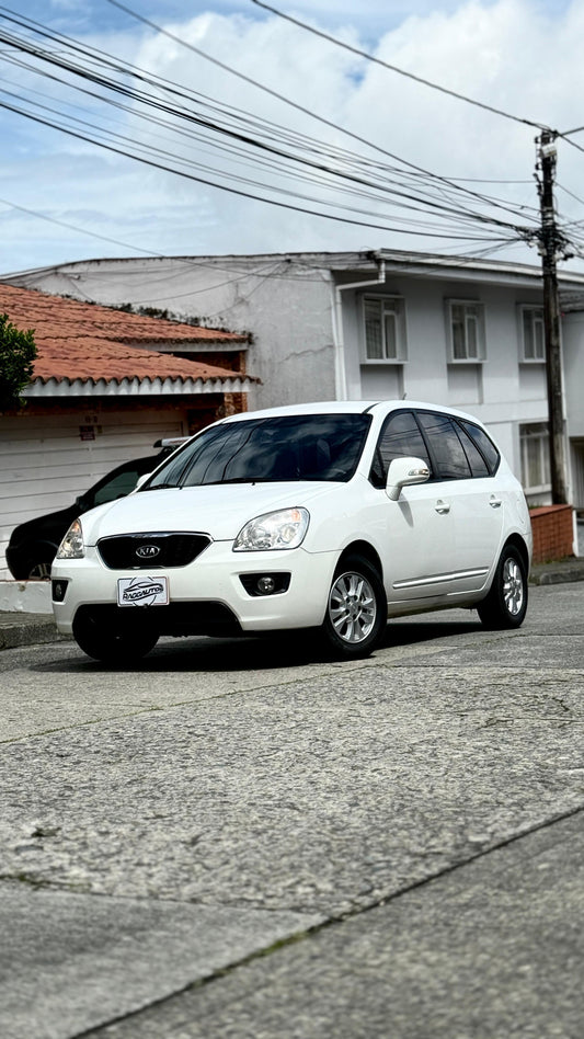 KIA CARENS RONDO 2.0 GASOLINA 2013 MECÁNICA