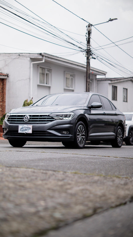 VOLKSWAGEN JETTA HIGHLINE TSI 1.4 2019 AUTOMÁTICO