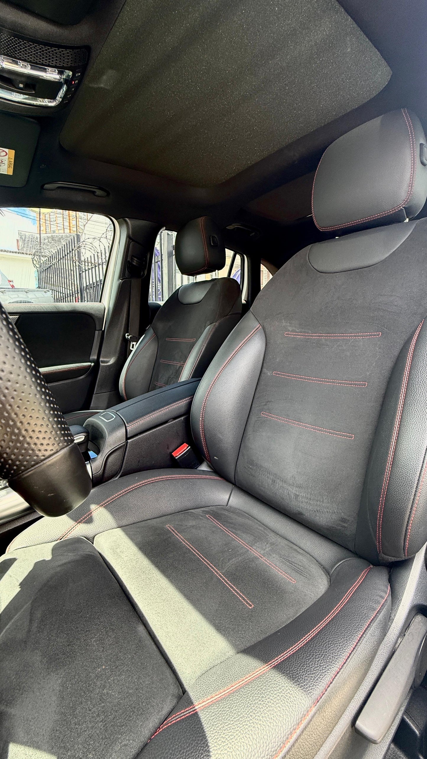MERCEDES BENZ GLA200 1.4 TURBO 2023 AUTOMÁTICA