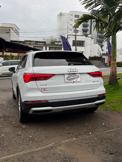 AUDI Q3 AMBITION 35 TFSI 1.4 TURBO 2022 AUTOMÁTICA