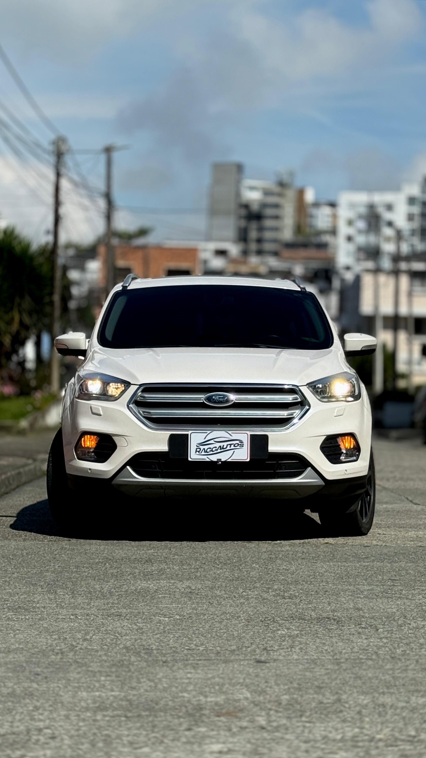 FORD ESCAPE TITANIUM 2.0 TURBO 4x4 ECO BOOST 2018 AUTOMÁTICA