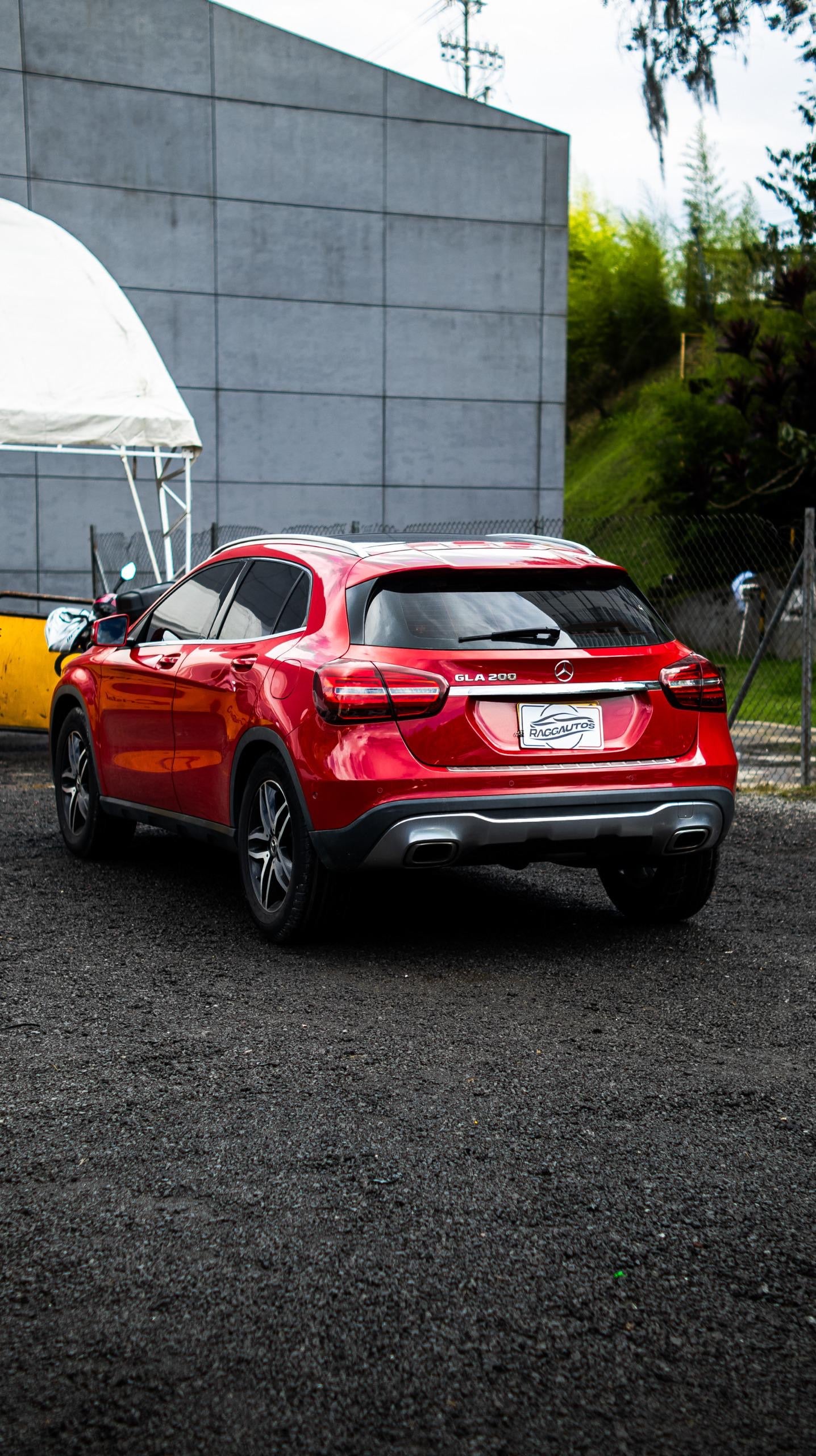 MERCEDES BENZ GLA200 URBAN 1.6 TURBO 2019 AUTOMÁTICA