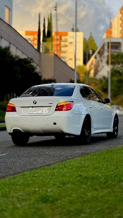 BMW 525i 2.5 PAQUETE M SEDÁN 2009 AUTOMÁTICO