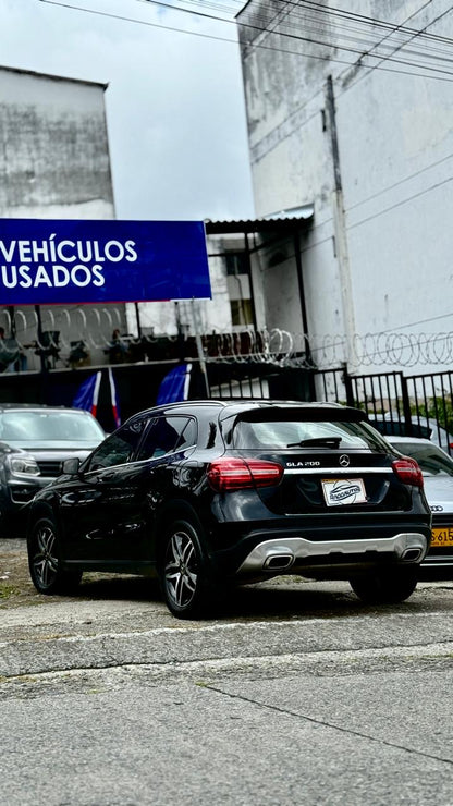 MERCEDES BENZ GLA200 1.6 TURBO 2020 AUTOMÁTICA
