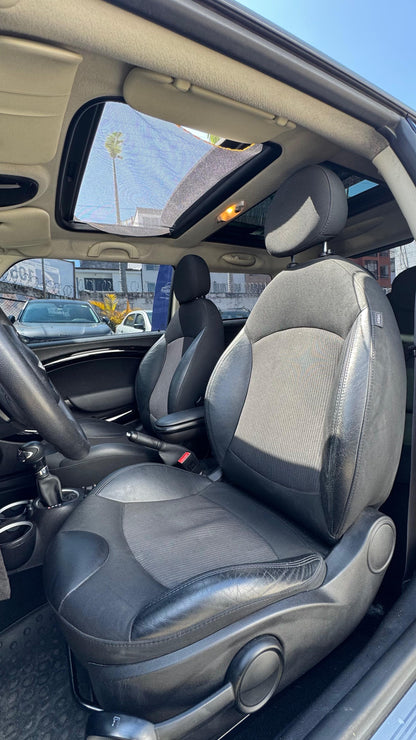 MINI COOPER R56 1.6 ASPIRADO 2013 AUTOMÁTICO