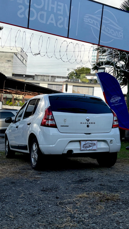 RENAULT SANDERO EXPRESSION 2013 MECÁNICO