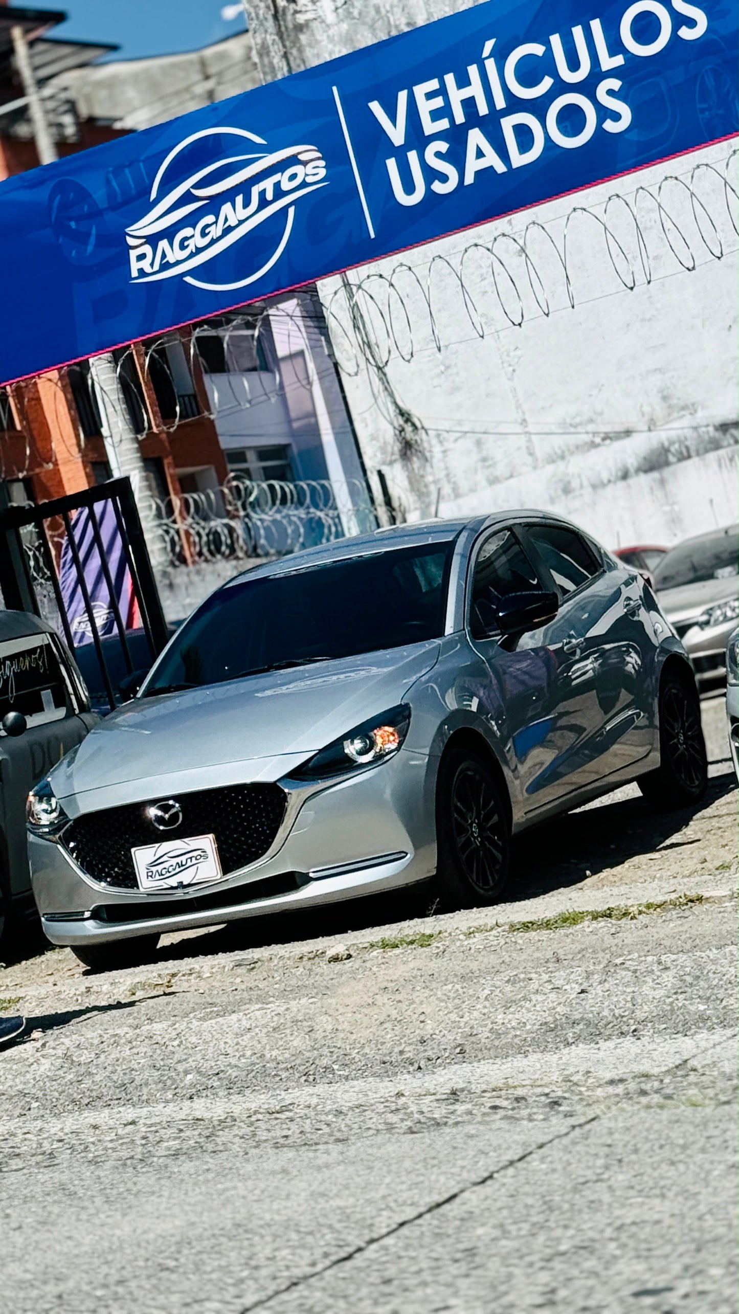 MAZDA 2 1.5 TOURING 2024 AUTOMÁTICO