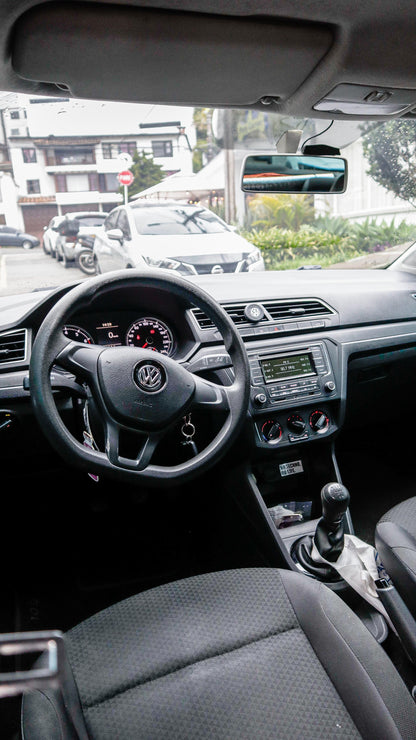 VOLKSWAGEN VOYAGE 1.6 COMFORTLINE 2016 MECÁNICO