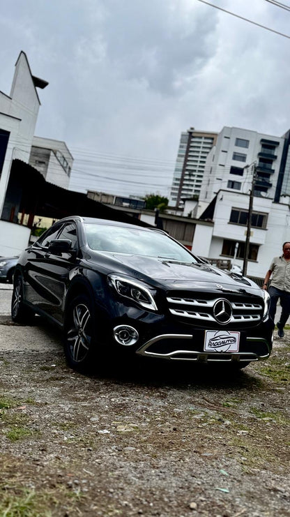 MERCEDES BENZ GLA200 1.6 TURBO 2020 AUTOMÁTICA