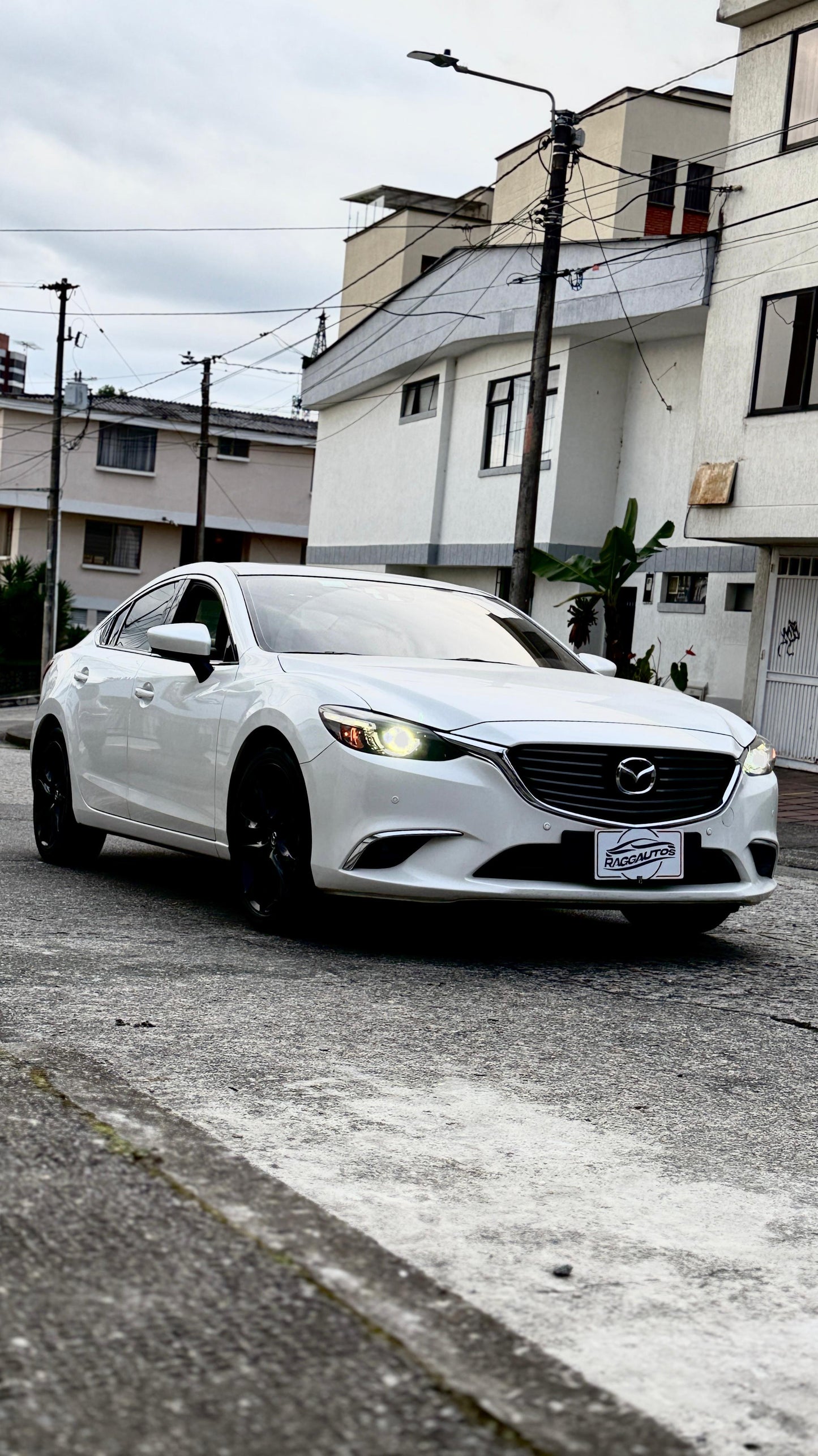 MAZDA 6 2.5 SEDAN FULL 2016 AUTOMÁTICO