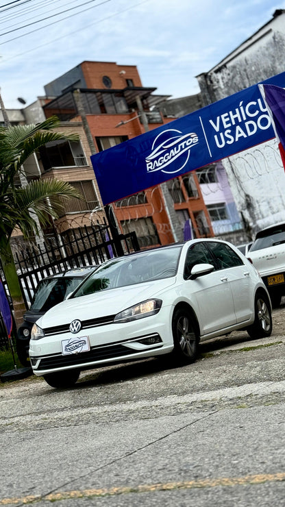 VOLKSWAGEN GOLF COMFORTLINE 1.4 TSI 2020 AUTOMÁTICO