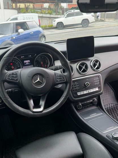 MERCEDES BENZ GLA200 1.6 TURBO 2020 AUTOMÁTICA