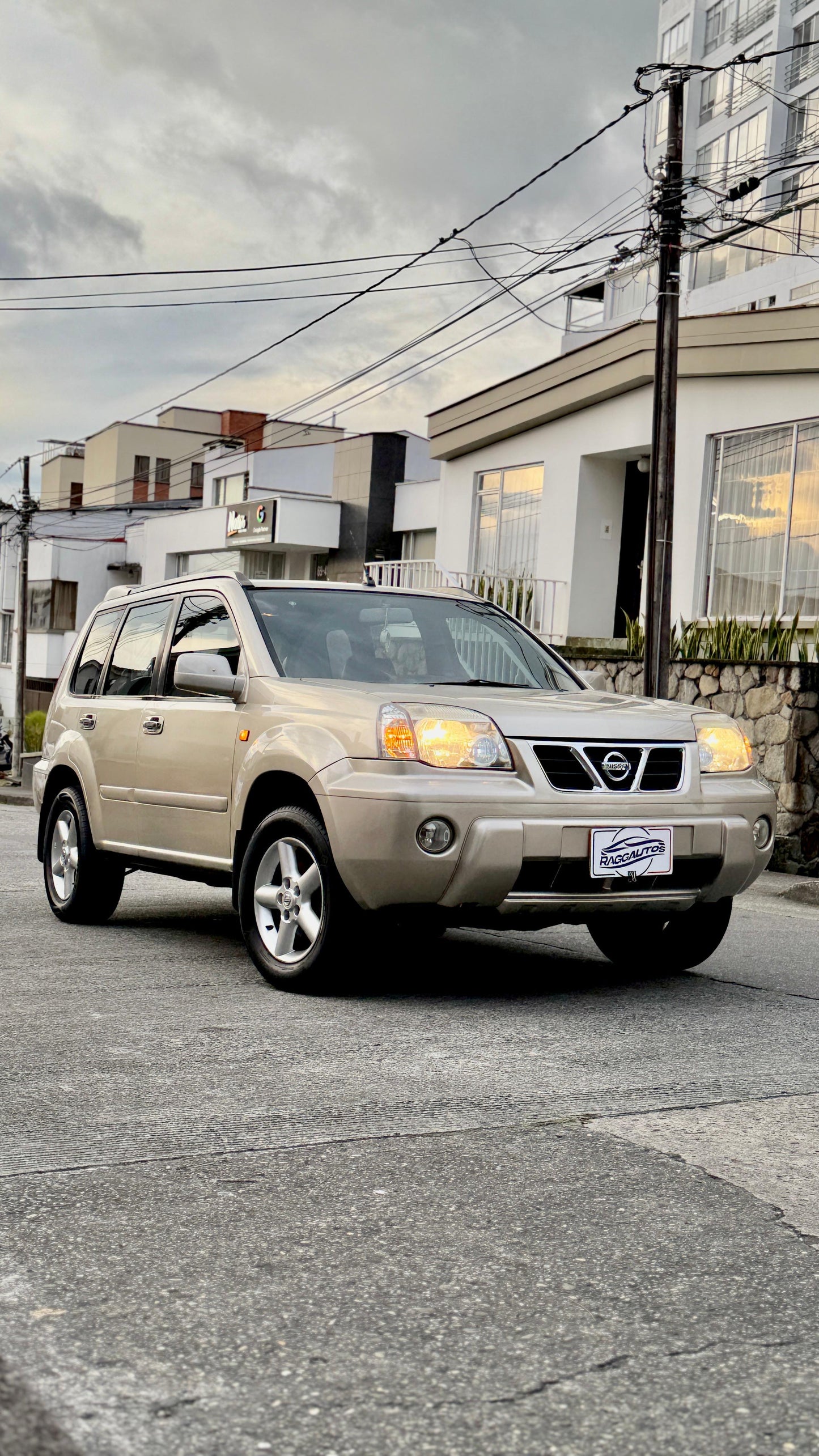 NISSAN XTRAIL 2.5 GASOLINA 4X4 2003 AUTOMÁTICA