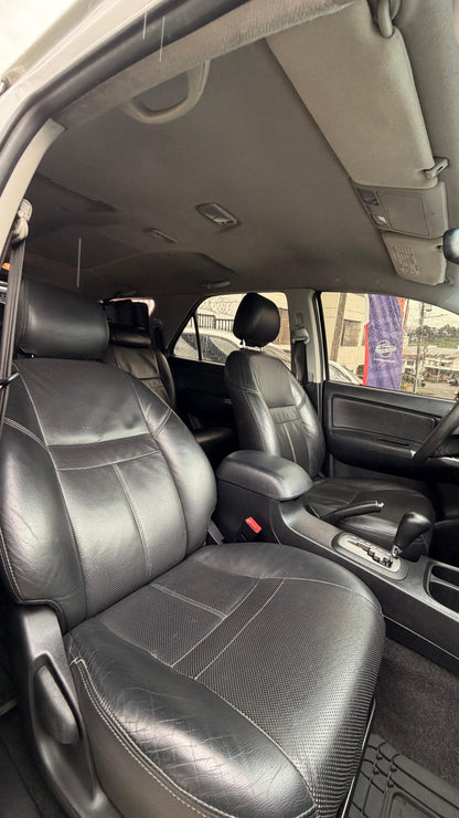 TOYOTA FORTUNER GASOLINA 4x2 2014 AUTOMÁTICA