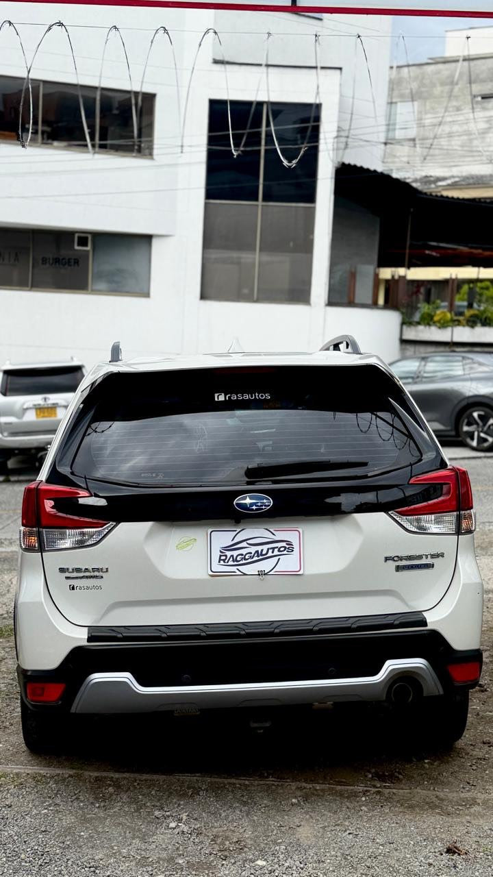 SUBARU FORESTER 2.0 HÍBRIDA 2021 AUTOMÁTICA